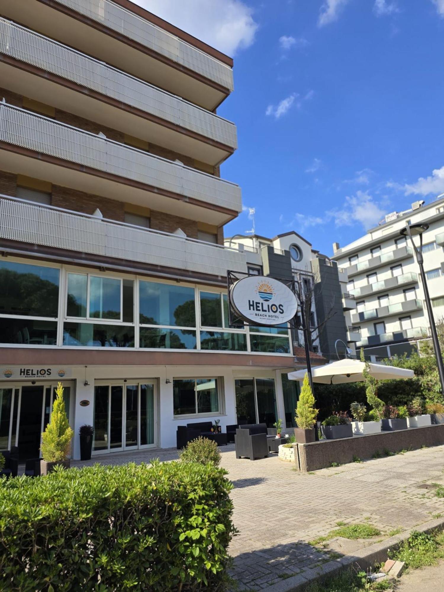 Hotel Helios Beach Milano Marittima Exterior photo
